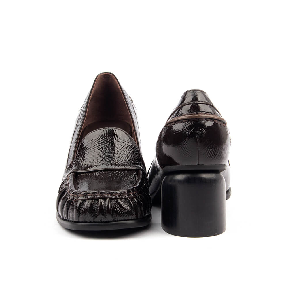 Women's Crinkled Patent Leather Block Heel Loafers with Ruched Moccasin Toe